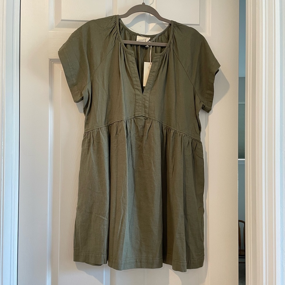 Olive Dress, universal thread